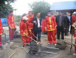 Lễ tiến dâng Trống Đồng lên Khu di tích Yên Tử