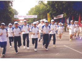 Giải chạy Báo Hà Nội vì Hòa Bình